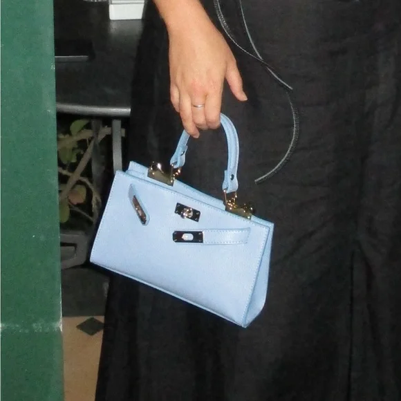 Italian Leather Handbag - Picture 1 of 4